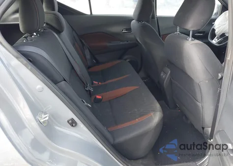 2021 Nissan Kicks Sr Xtronic Cvt z USA, uszkodzony, nr VIN 3N1CP5DV8ML550876